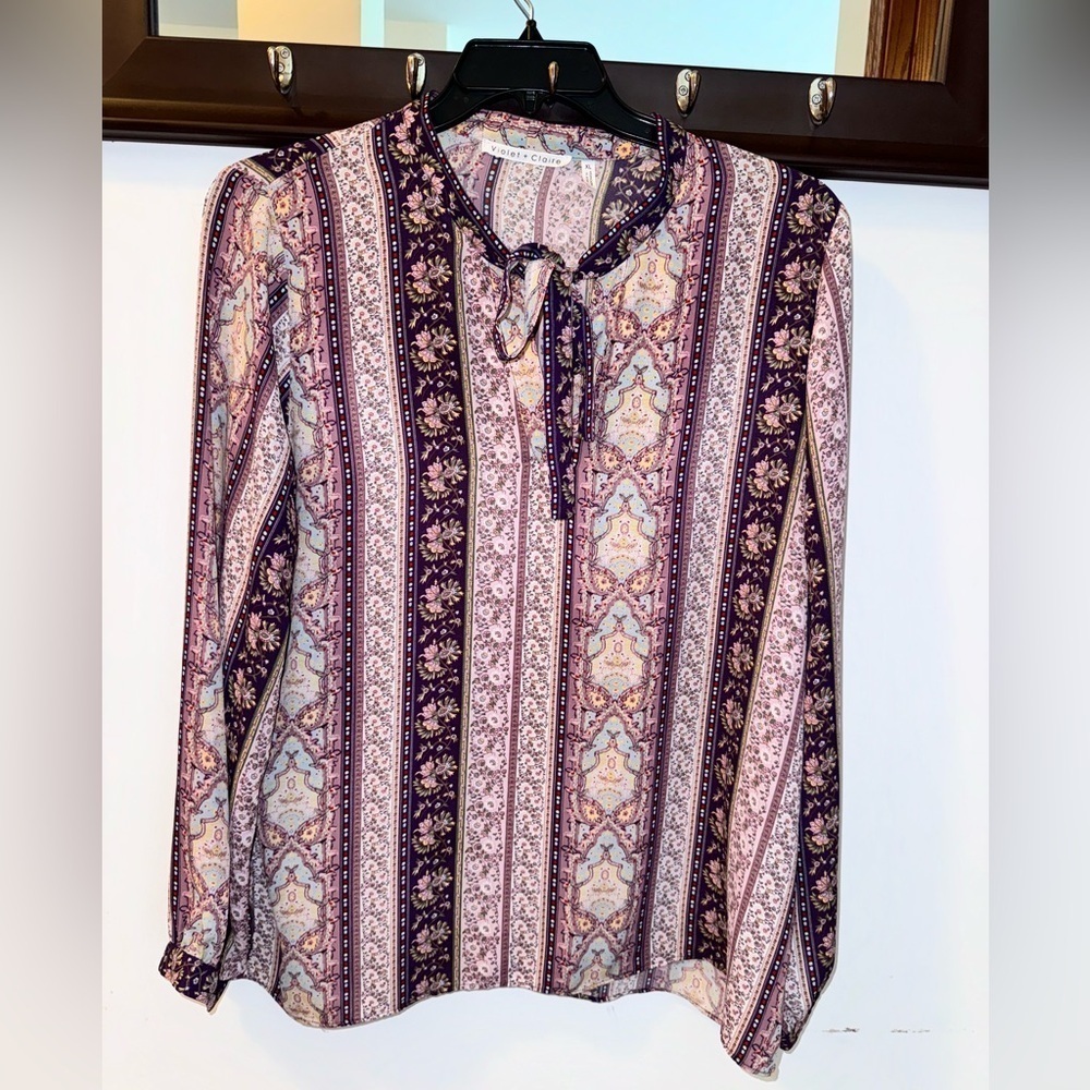 Violet + Claire Purple Floral Boho Tie Neck Blouse Long Sleeve Size XL